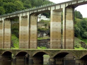 Old and new bridge