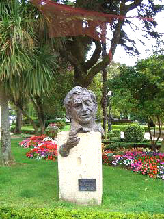 small bust in Noia