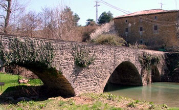 Puente Larrasoaña (el Puente de los Bandidos)