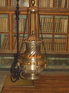 A botafumeiro on show in the cathedral museum