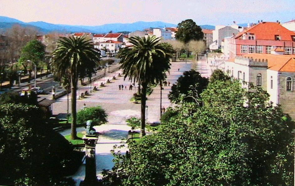 View of Noia's main square, 2002