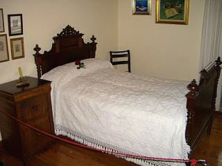 the bed of Rosalia de Castro