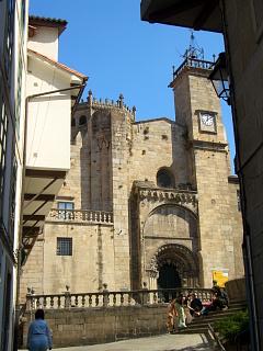 A side door of the San Martino cathedral