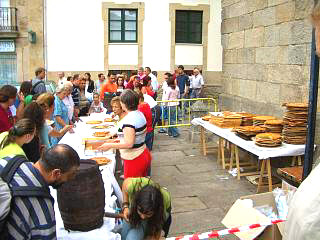 People lining up for their empanadas.